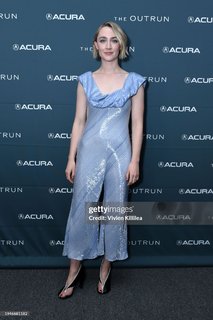 Saoirse Ronan feet photo thumbnail