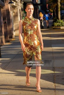 Saoirse Ronan feet photo thumbnail