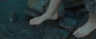 Saoirse Ronan feet photo thumbnail