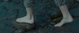 Saoirse Ronan feet photo thumbnail