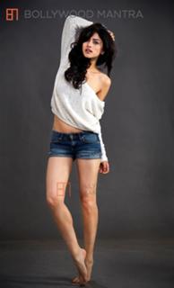 Sapna Pabbi feet photo 1