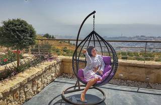 Sara Abi Kanaan feet photo 3
