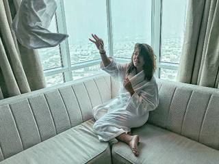 Sara Abi Kanaan feet photo 12