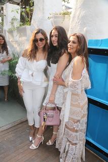 Sara Ali Khan feet photo thumbnail