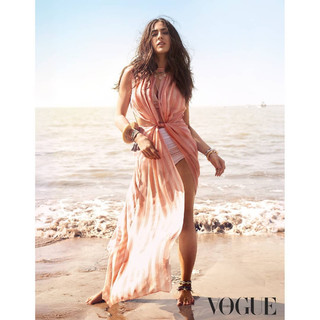 Sara Ali Khan feet photo thumbnail