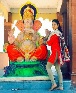 Sara Ali Khan feet photo thumbnail