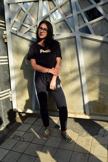 Sara Ali Khan feet photo thumbnail