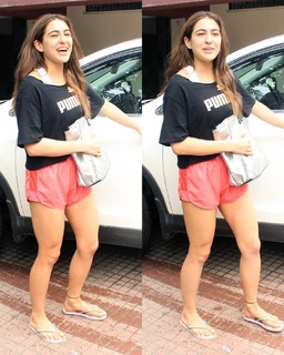 Sara Ali Khan feet photo thumbnail