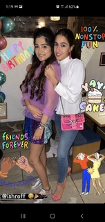 Sara Ali Khan feet photo thumbnail
