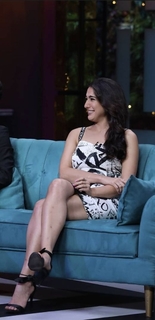 Sara Ali Khan feet photo thumbnail