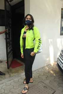 Sara Ali Khan feet photo thumbnail