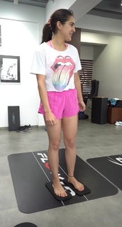 Sara Ali Khan feet photo thumbnail