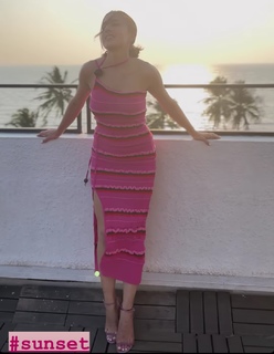 Sara Ali Khan feet photo thumbnail
