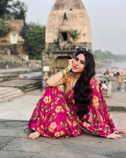 Sara Ali Khan feet photo thumbnail