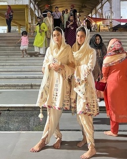 Sara Ali Khan feet photo thumbnail