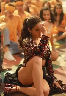 Sara Ali Khan feet photo thumbnail