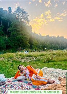 Sara Ali Khan feet photo thumbnail