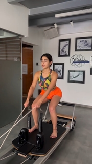 Sara Ali Khan feet photo thumbnail