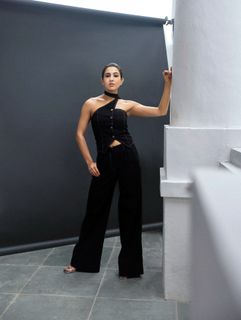 Sara Ali Khan feet photo thumbnail