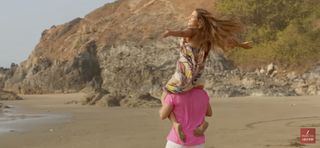 Sara Ali Khan feet photo thumbnail