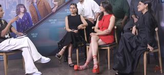 Sara Ali Khan feet photo 10