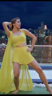 Sara Ali Khan feet photo 5
