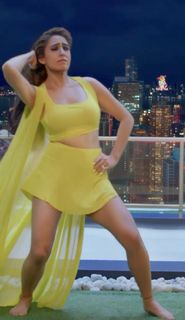 Sara Ali Khan feet photo 4