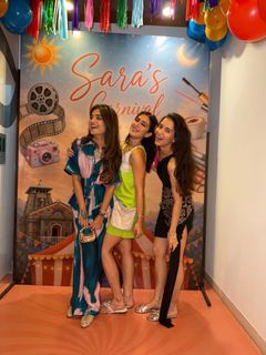 Sara Ali Khan feet photo 15