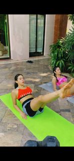 Sara Ali Khan feet photo 6