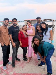 Sara Ali Khan feet photo 10
