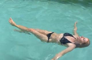 Sara Bachmann feet photo 13