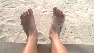 Sara Bachmann feet photo 14