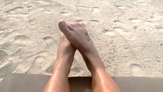Sara Bachmann feet photo 13