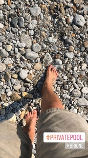 Sara Bachmann feet photo 6