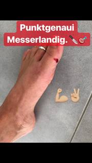 Sara Bachmann feet photo 18