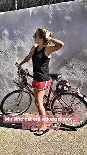 Sara Bachmann feet photo 14
