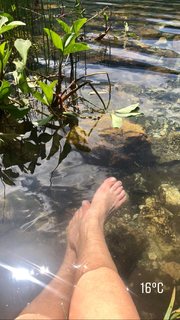 Sara Bachmann feet photo 4
