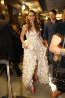Sara Bareilles feet photo thumbnail