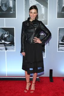 Sara Bareilles feet photo thumbnail