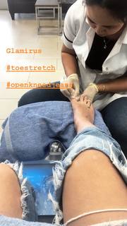 Sara Bareilles feet photo thumbnail