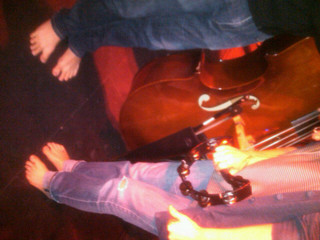 Sara Bareilles feet photo thumbnail