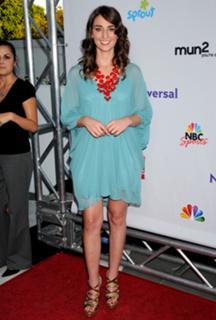 Sara Bareilles feet photo thumbnail