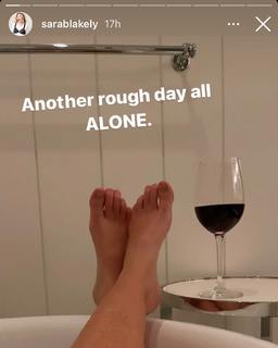 Sara Blakely feet photo 8