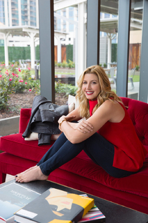 Sara Blakely feet photo 7
