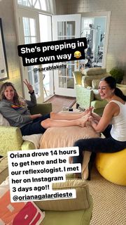 Sara Blakely feet photo 16