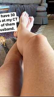 Sara Blakely feet photo 3