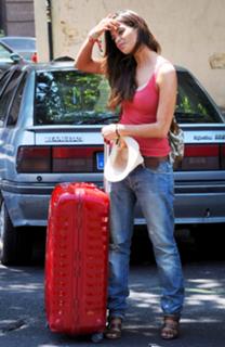 Sara Carbonero feet photo thumbnail