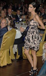 Sara Carbonero feet photo thumbnail
