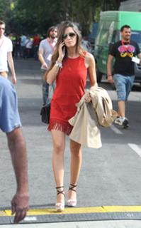 Sara Carbonero feet photo thumbnail