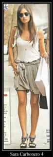 Sara Carbonero feet photo thumbnail